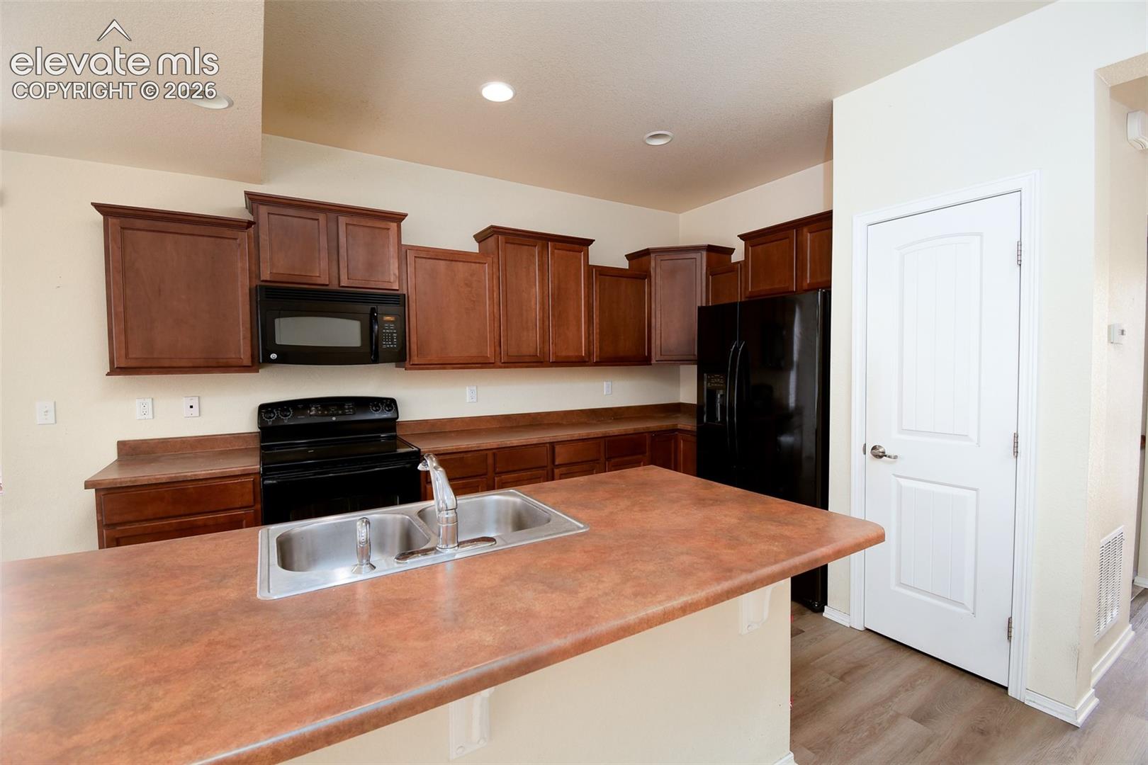 Photo 9 of 11474 Wildwood Ridge Drive, Colorado Springs