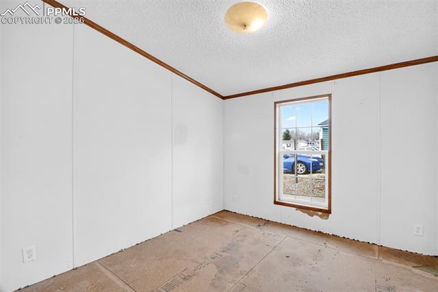 845 Desert Cir, Fountain, CO 80817