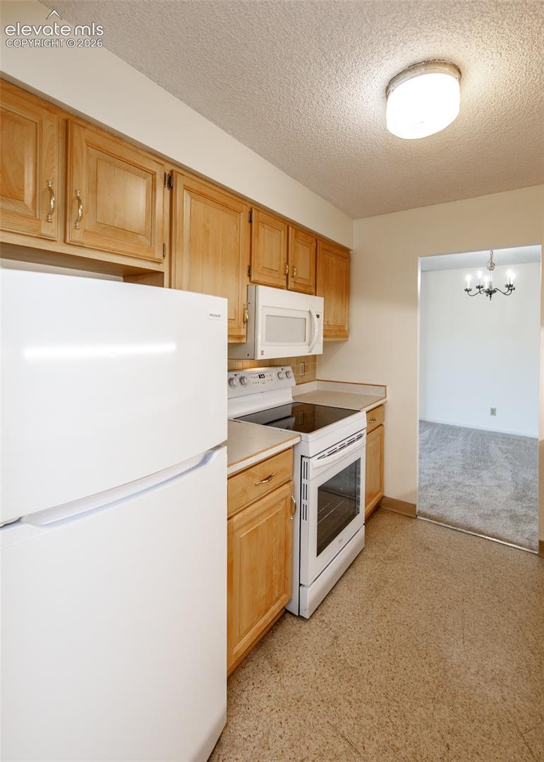 Photo 9 of 411 Lakewood Circle #A706, Colorado Springs