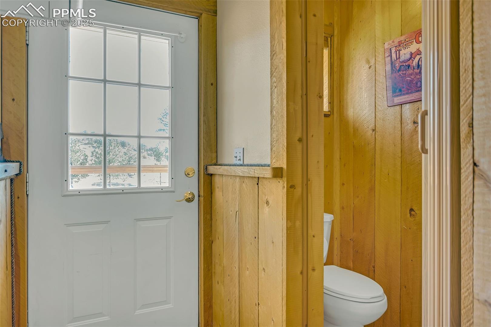 Photo 33 of 38 Mac Donnell Drive, Cotopaxi