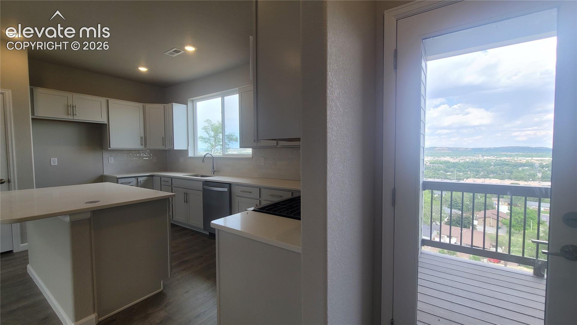 Photo 16 of 747 Belleza View, Colorado Springs
