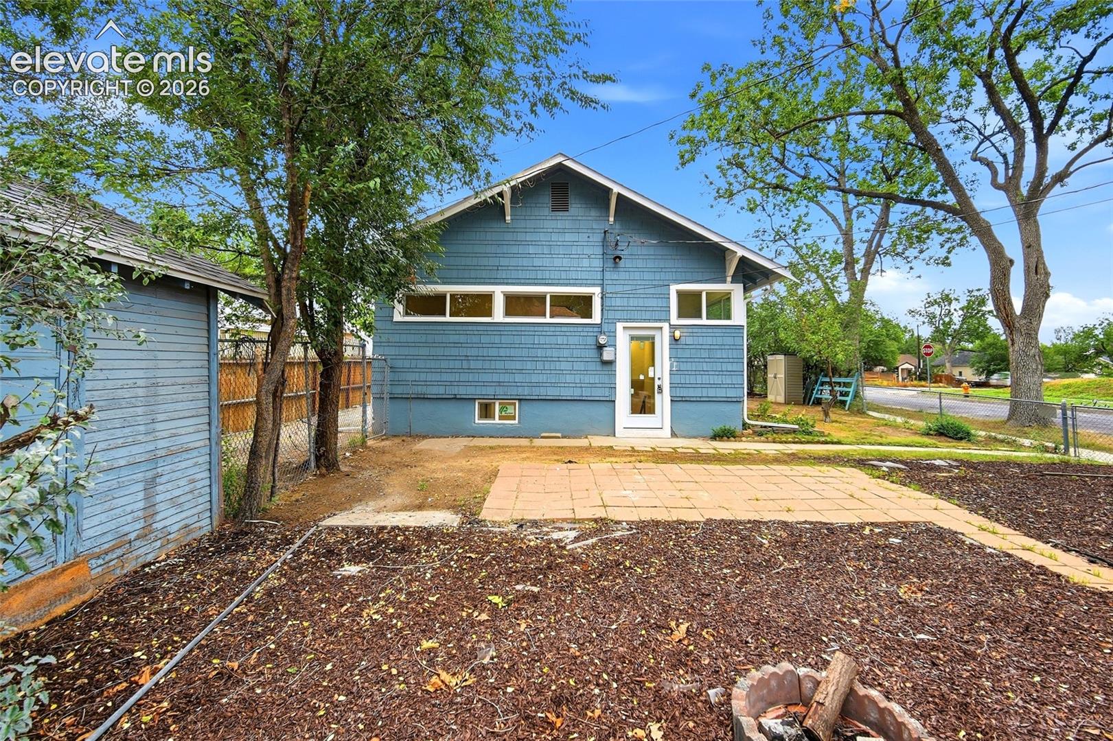 Photo 27 of 947 E Costilla Street, Colorado Springs