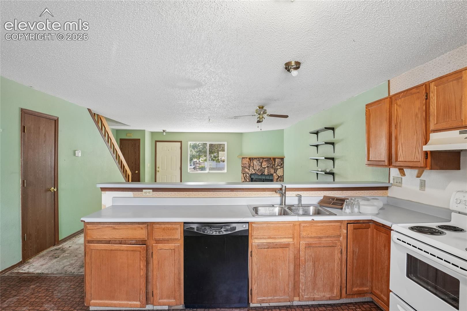 Photo 14 of 6964 Palmer Park Boulevard, Colorado Springs