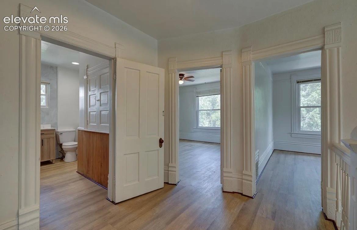 Upper level unit