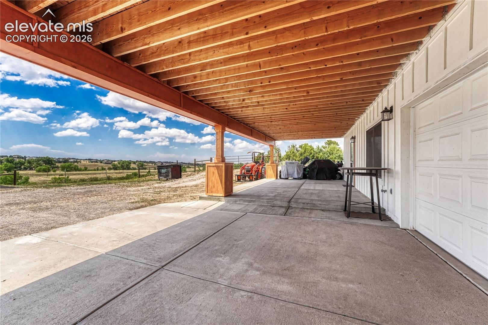 Covered patio/walk out basement