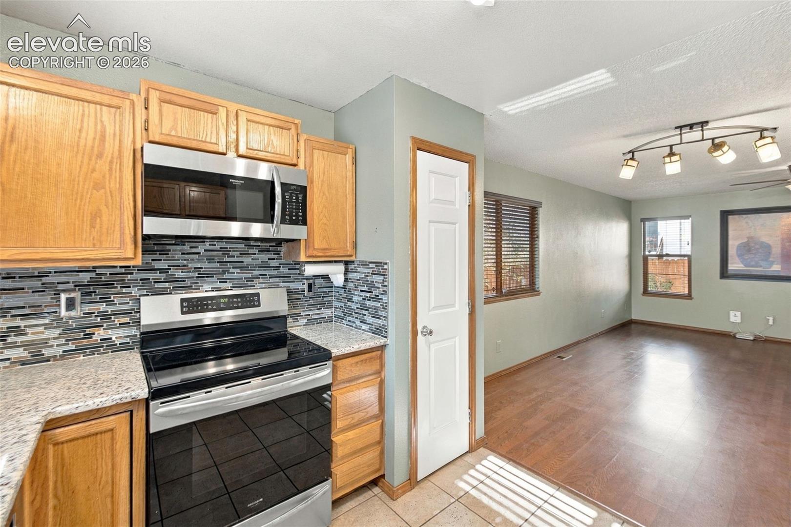 Photo 16 of 5903 Bow River Drive, Colorado Springs