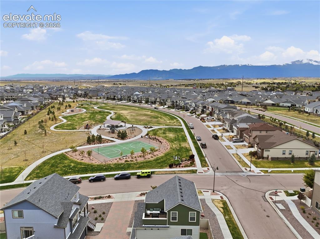 6008 Ashmore Ln, Colorado Springs, CO 80927