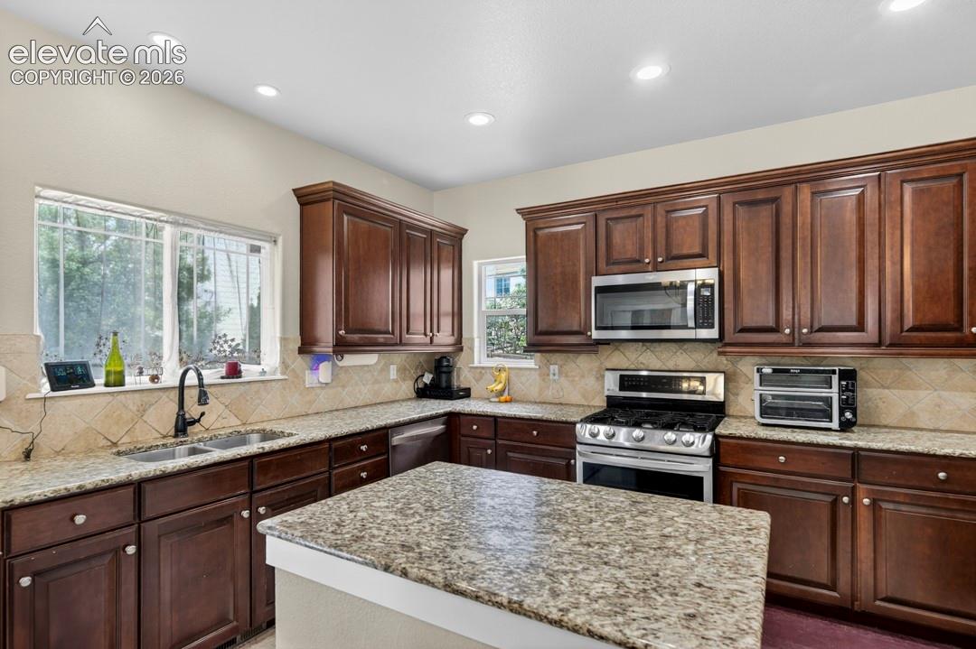 Photo 15 of 6660 Big Leaf Lane, Colorado Springs