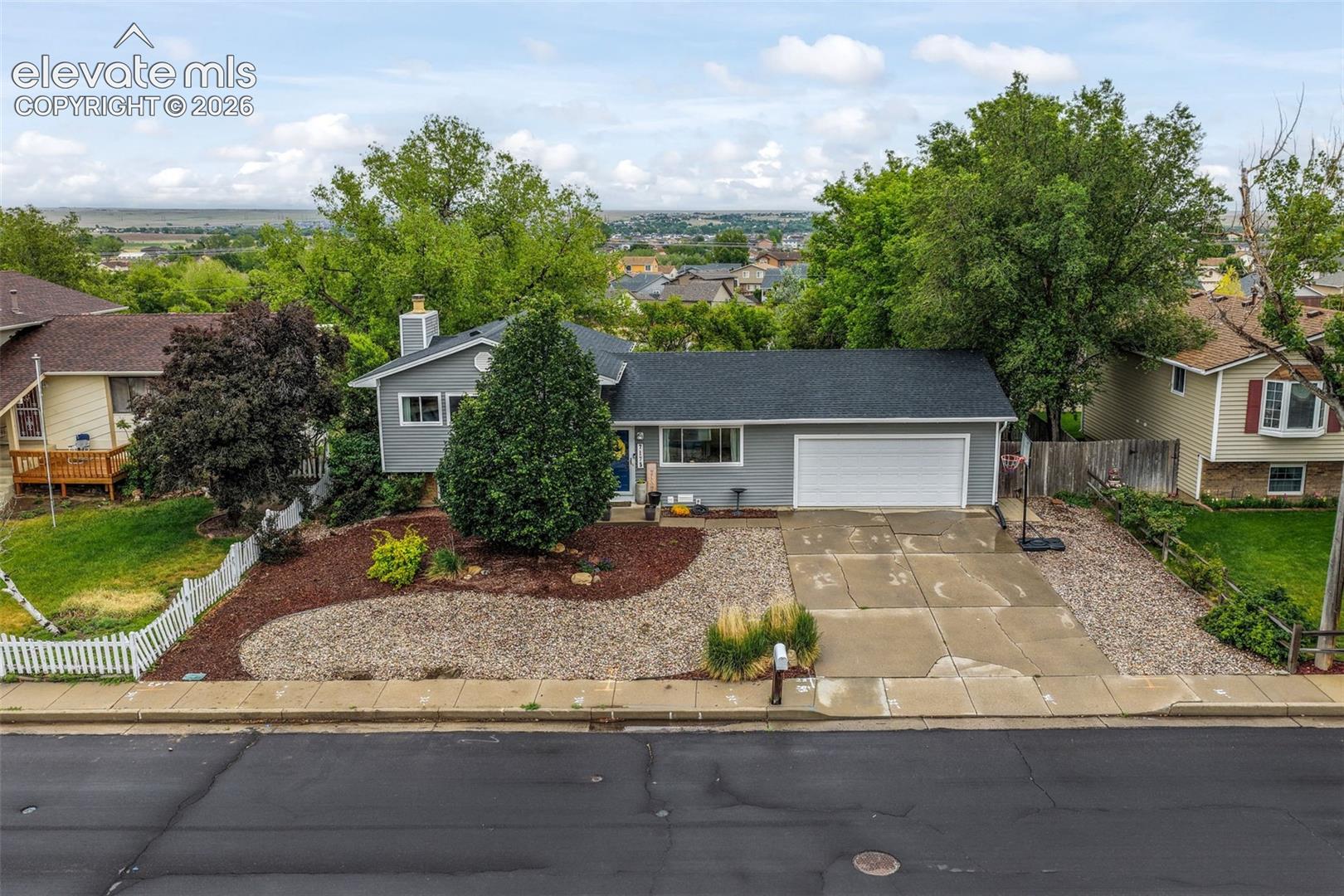 7175 Woody Creek Dr, Colorado Springs, CO 80911