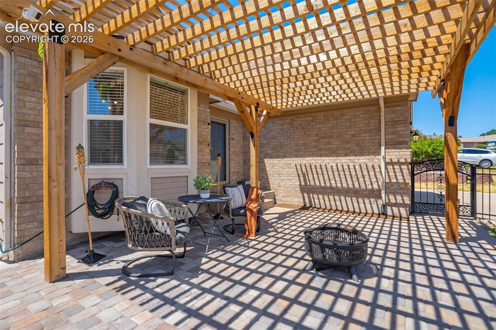 7326 Allens Park Dr, Colorado Springs, CO 80922