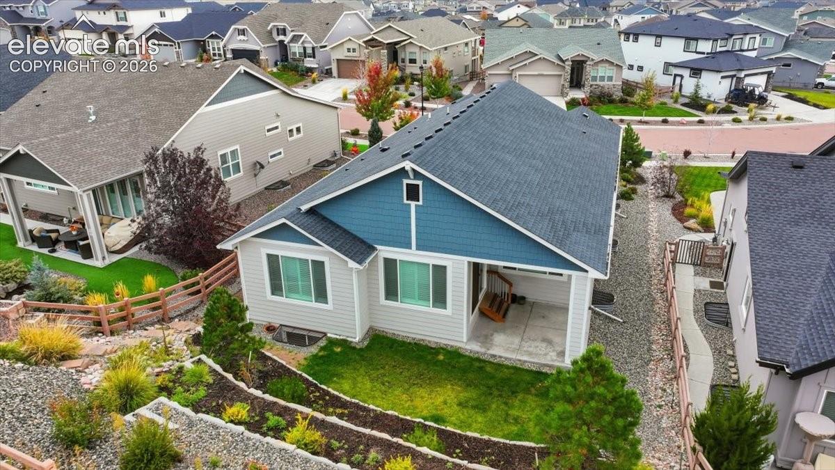 Another view of the back of the home!