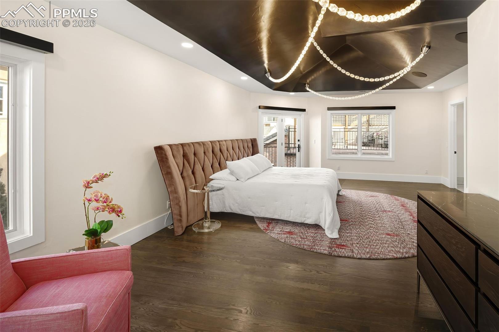Awe Inspiring Primary Bedroom