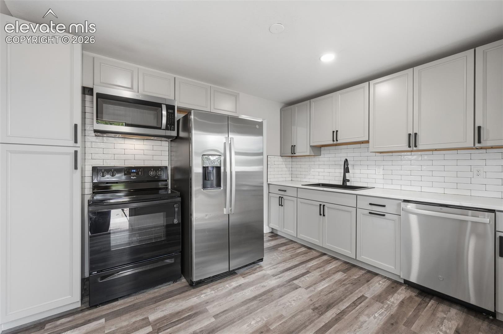 Photo 11 of 2818 Merry Lane, Colorado Springs