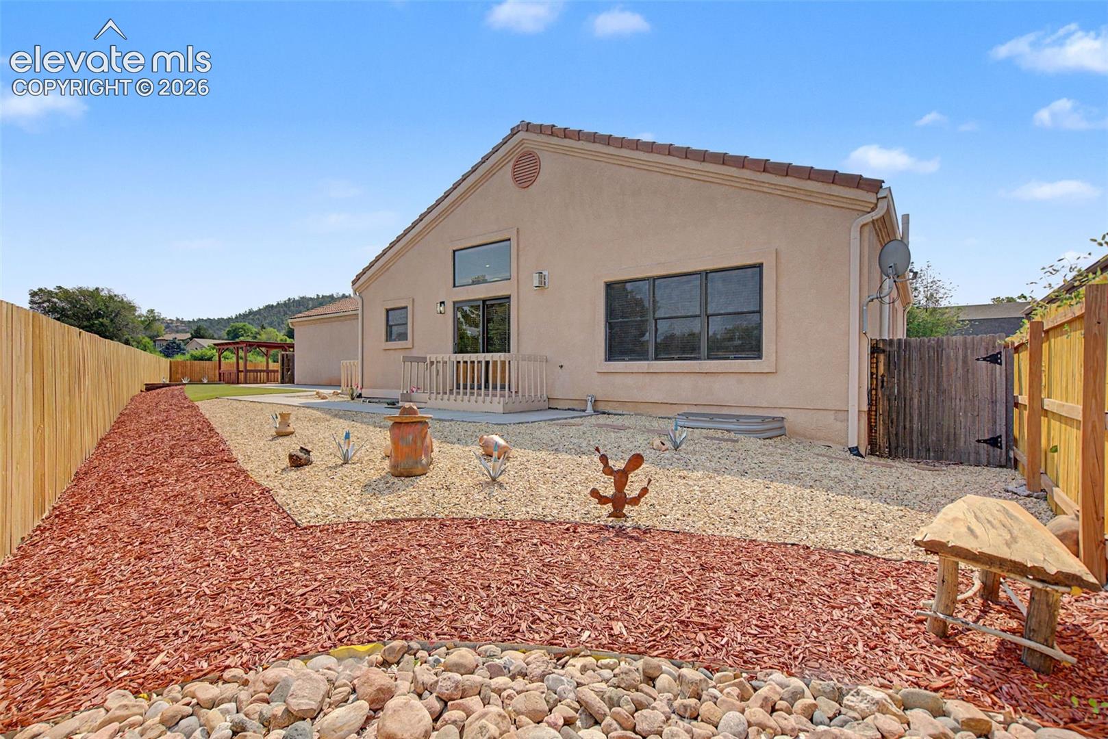 3350 Templeton Gap Rd, Colorado Springs, CO 80907