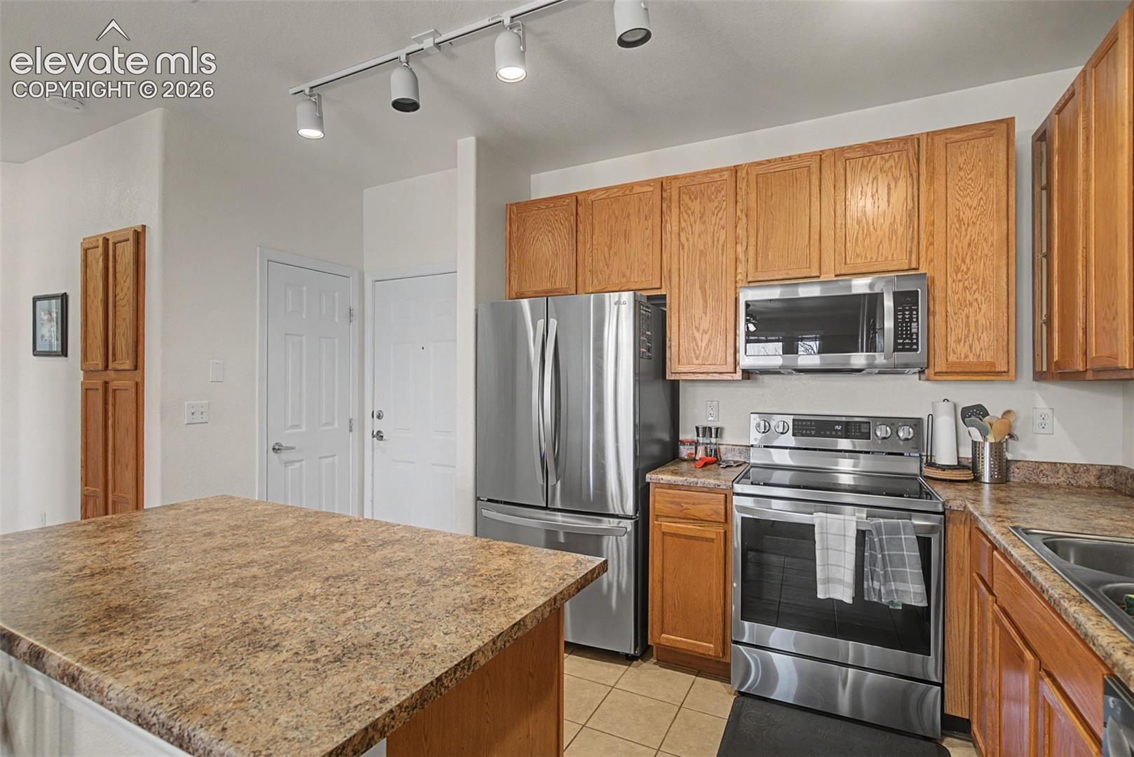 Photo 17 of 15470 Canyon Rim Drive #205, Englewood