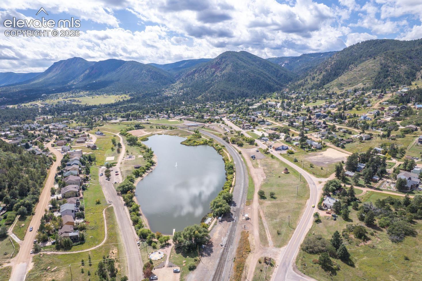 Location, location! Conveniently located near Palmer Lake, local restaurants, I-25 and the United States Air Force Academy.
