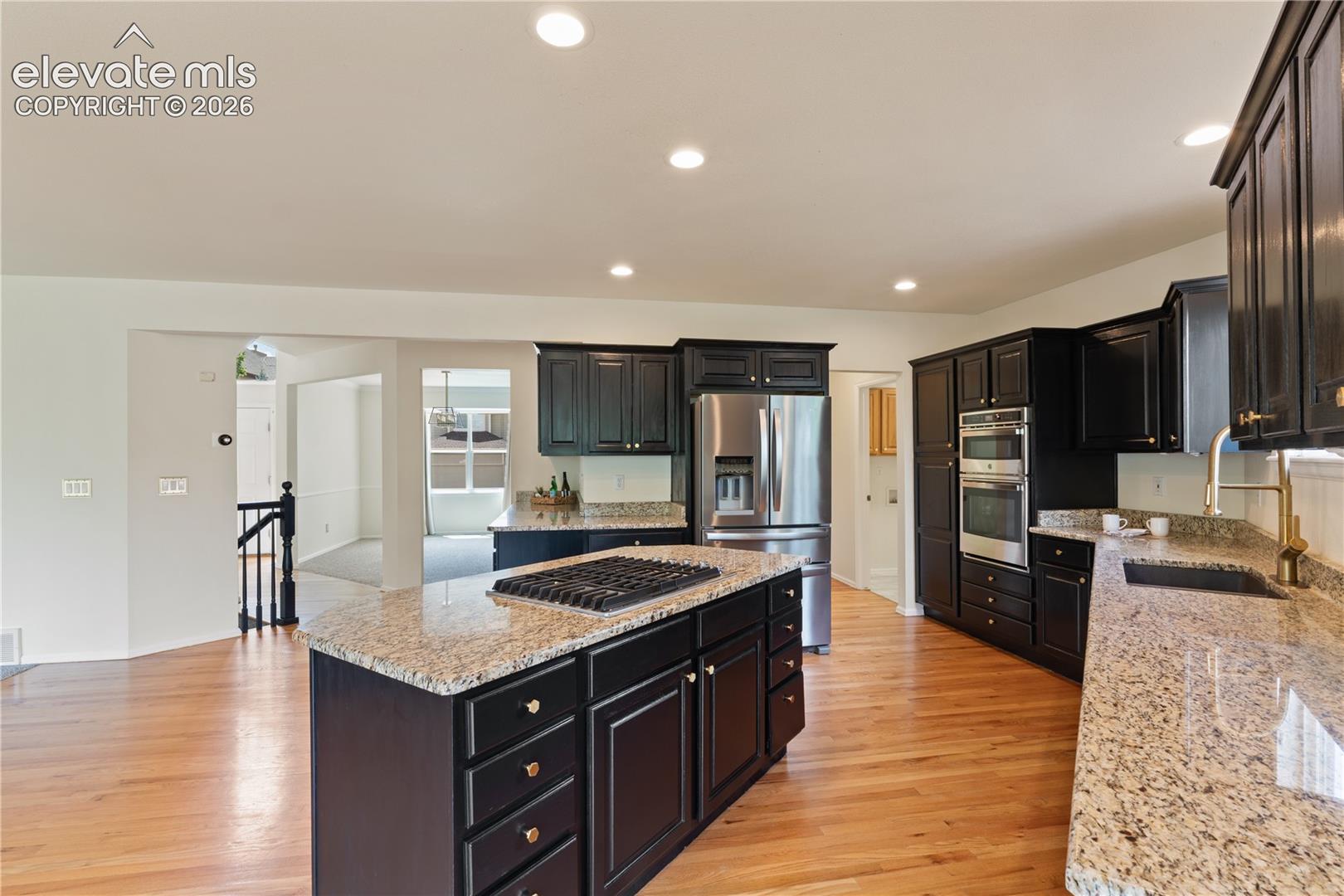 Photo 8 of 1136 Vista Oaks Drive, Colorado Springs
