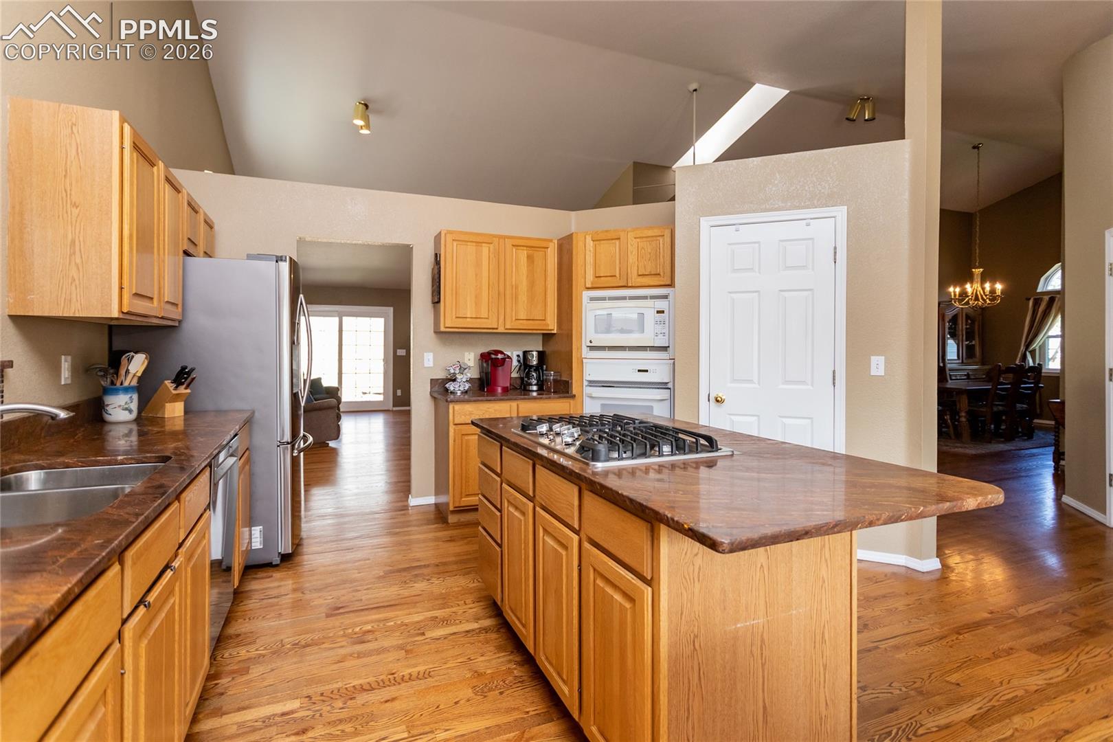 Photo 8 of 1250 Bison Ridge Drive, Colorado Springs