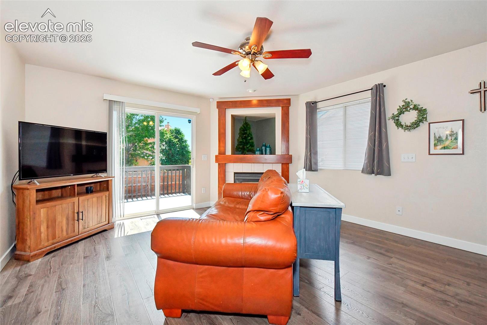 Living room with exit out to the newer Trex deck.