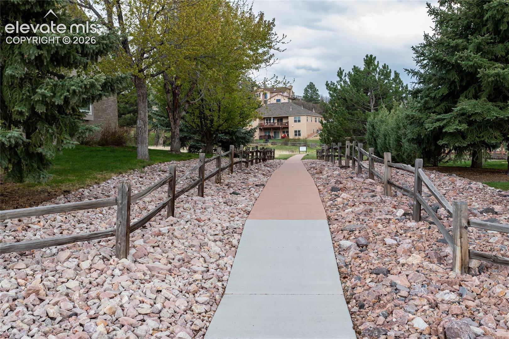 Side Entry to Open Space