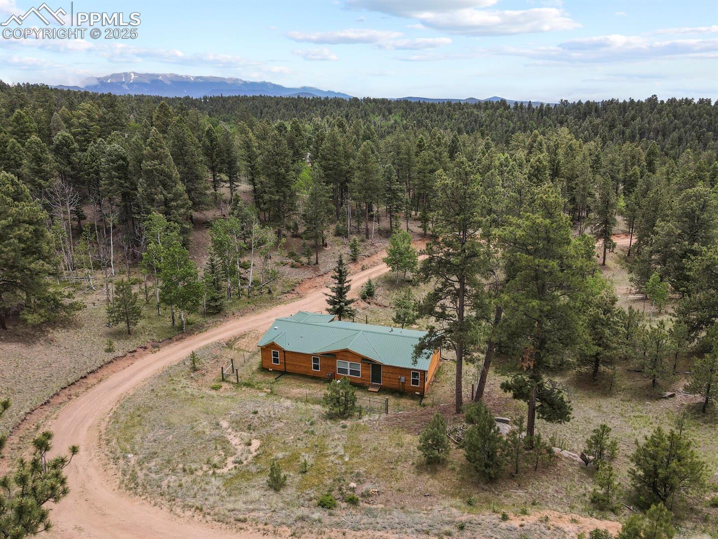 Aerial view of property and surrounding area