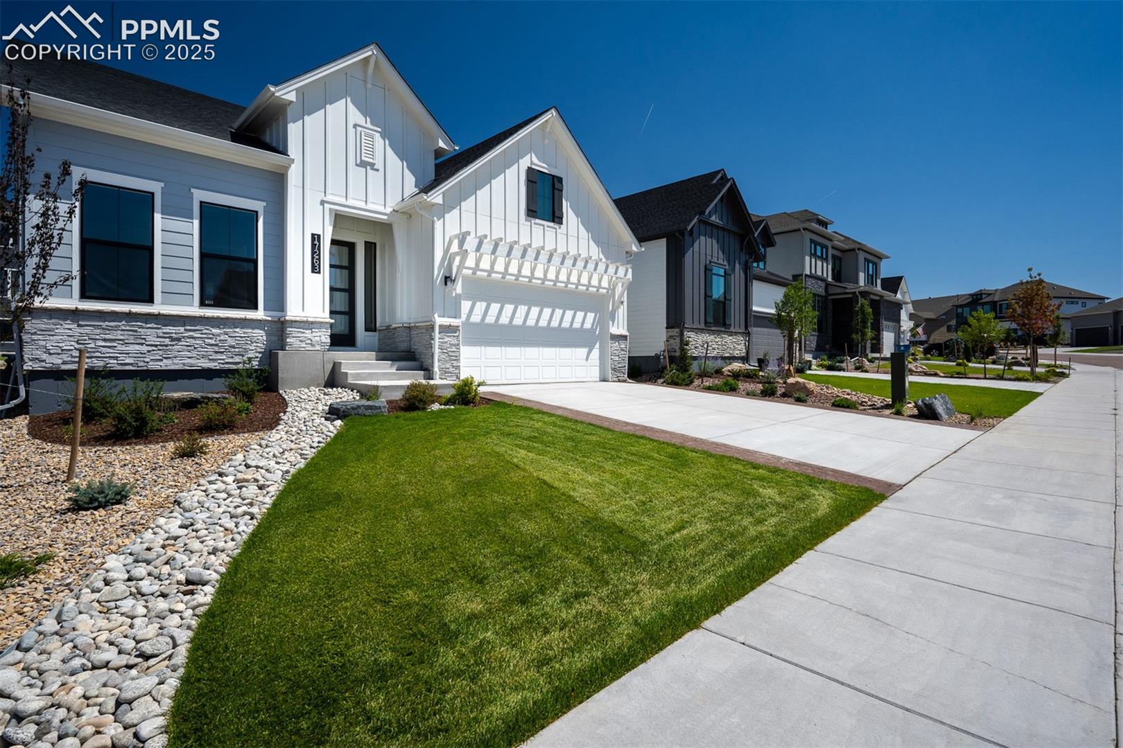 Photo 32 of 17263 Crimson Clover Drive, Monument