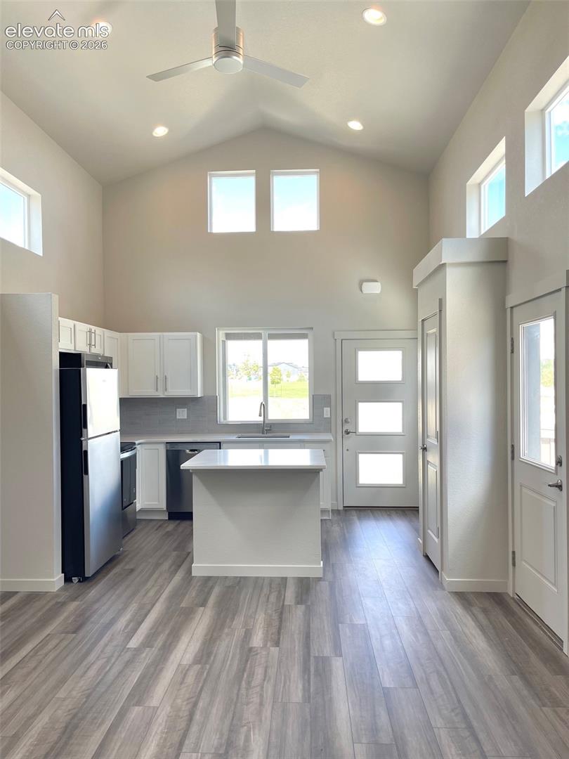 Photo 10 of 6366 Seasons Bay Drive, Colorado Springs