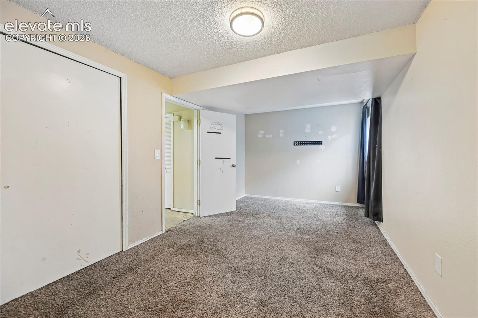 1420 Grass Valley Dr, Colorado Springs, CO 80906
