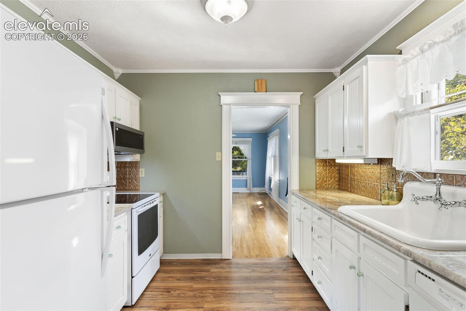 Photo 8 of 514 Custer Avenue, Colorado Springs
