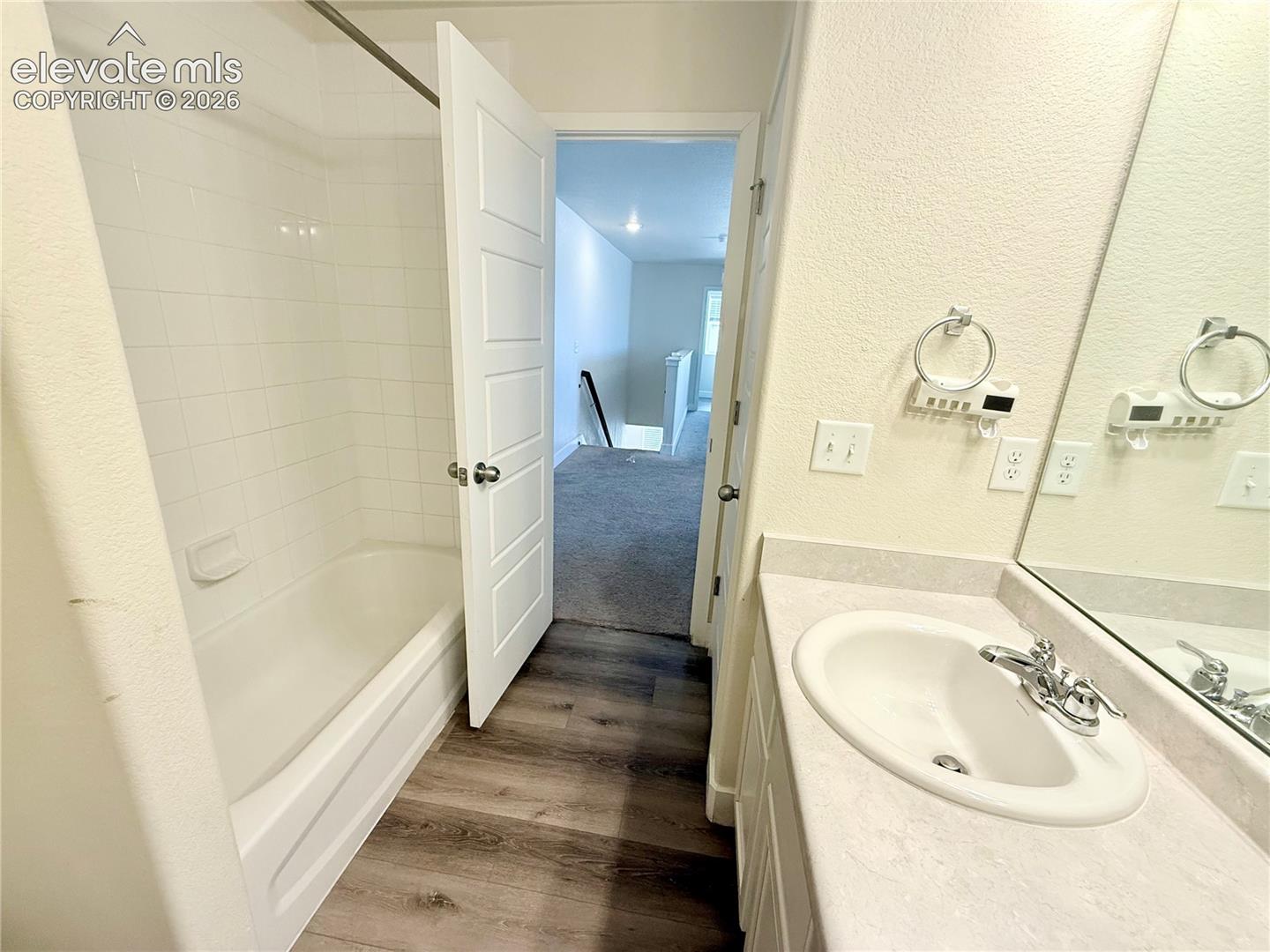 Photo 9 of 12644 Enclave Scenic Drive, Peyton