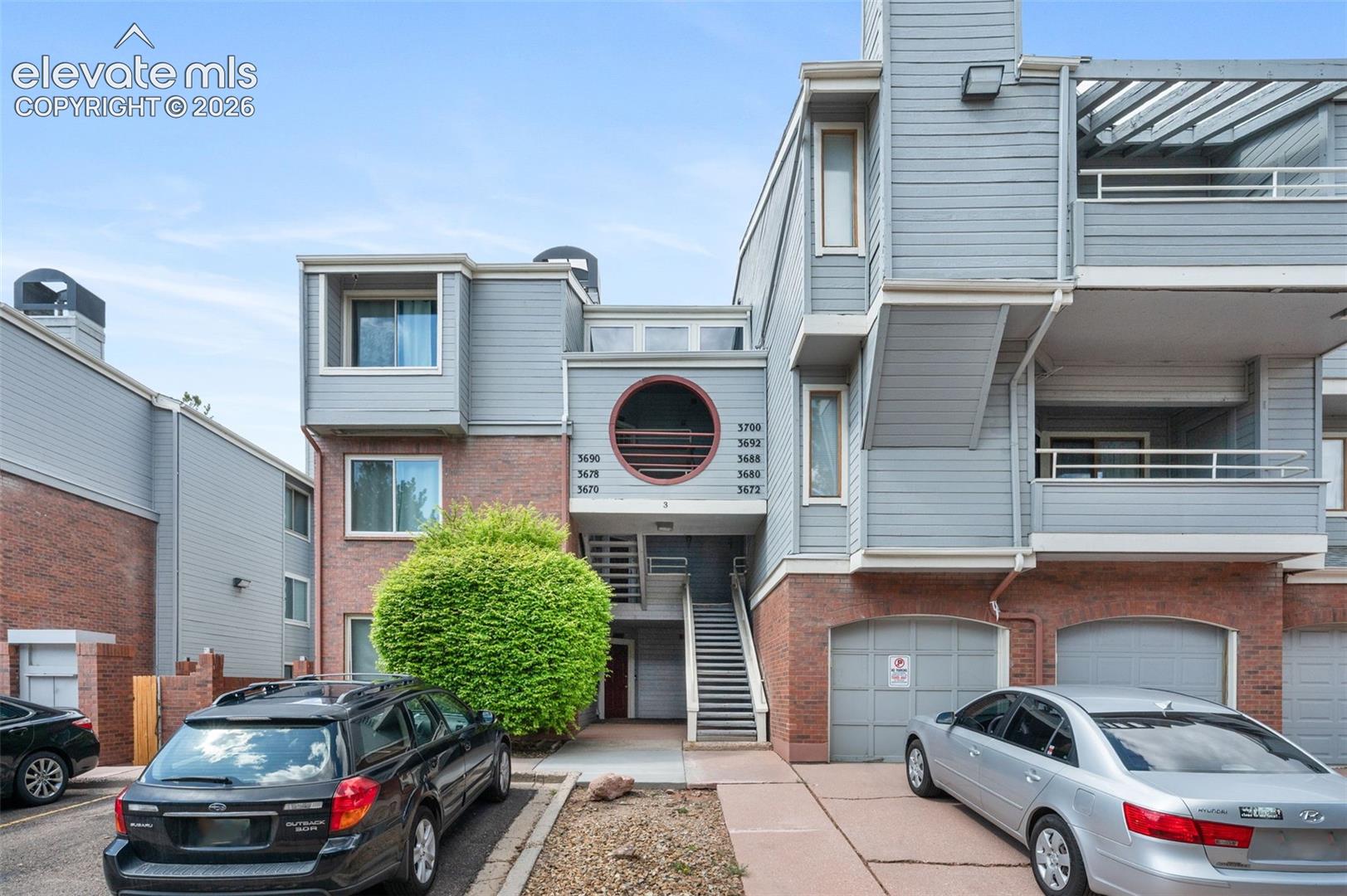 3700 Iguana Dr, Colorado Springs, CO 80910