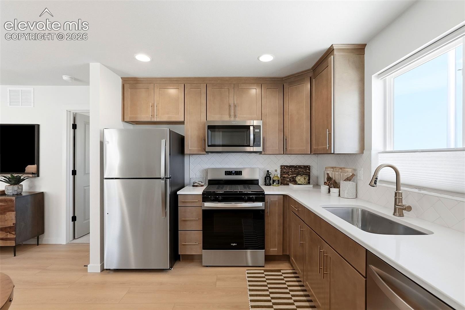 Photo 35 of 8711 Shorewood Drive, Colorado Springs