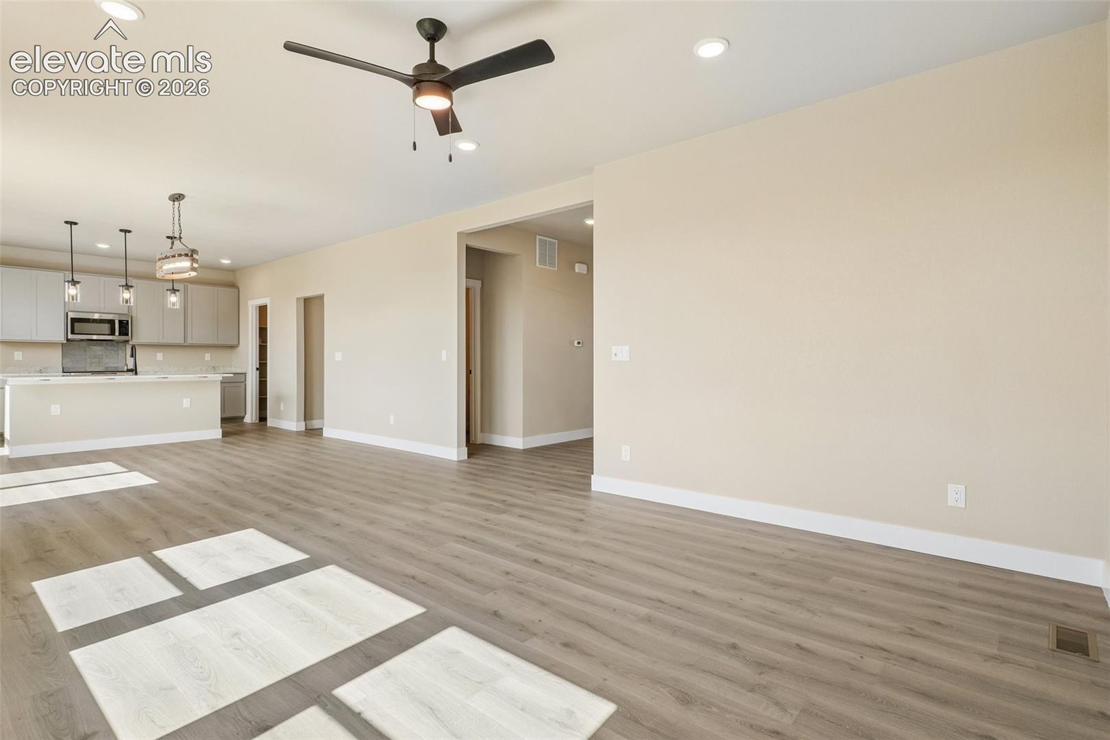 Photo 6 of 9161 Lanceleaf Drive, Colorado Springs