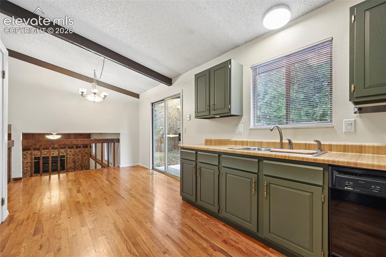 Photo 15 of 5355 Mule Deer Drive, Colorado Springs
