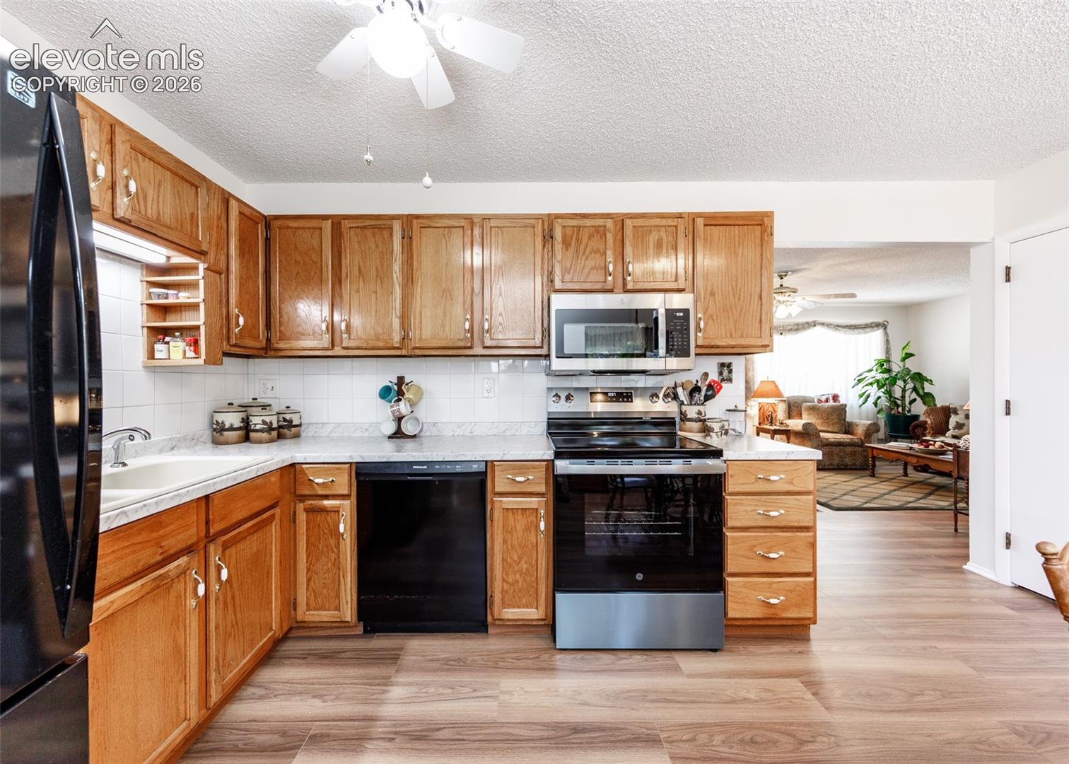 Photo 6 of 2527 E Caramillo Street, Colorado Springs