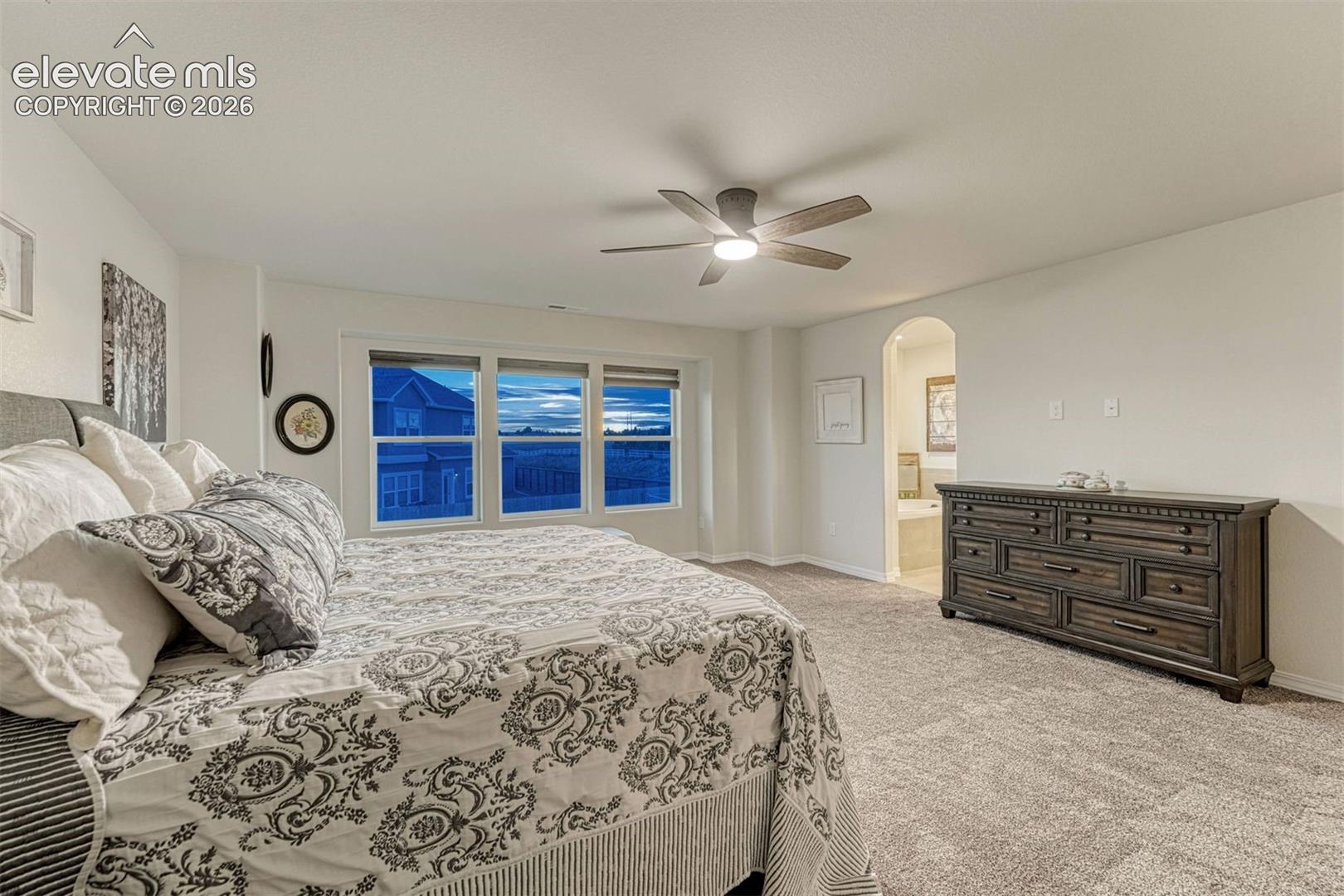 Be wowed by the sunsets from your Primary Suite