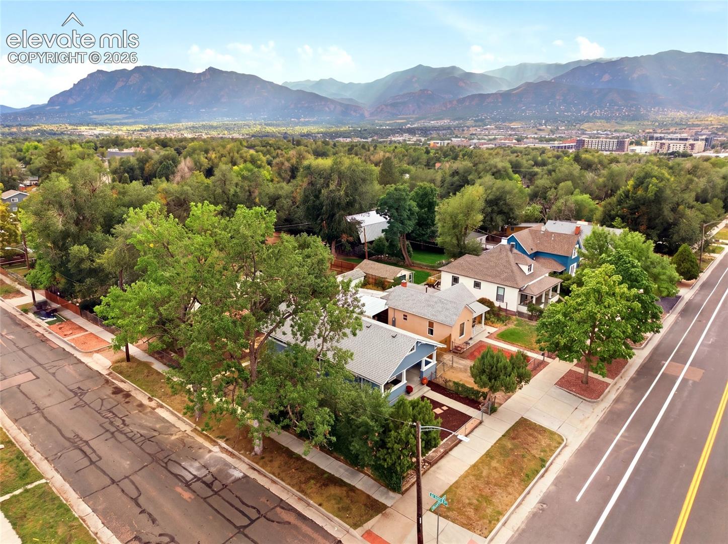 Photo 35 of 947 E Costilla Street, Colorado Springs