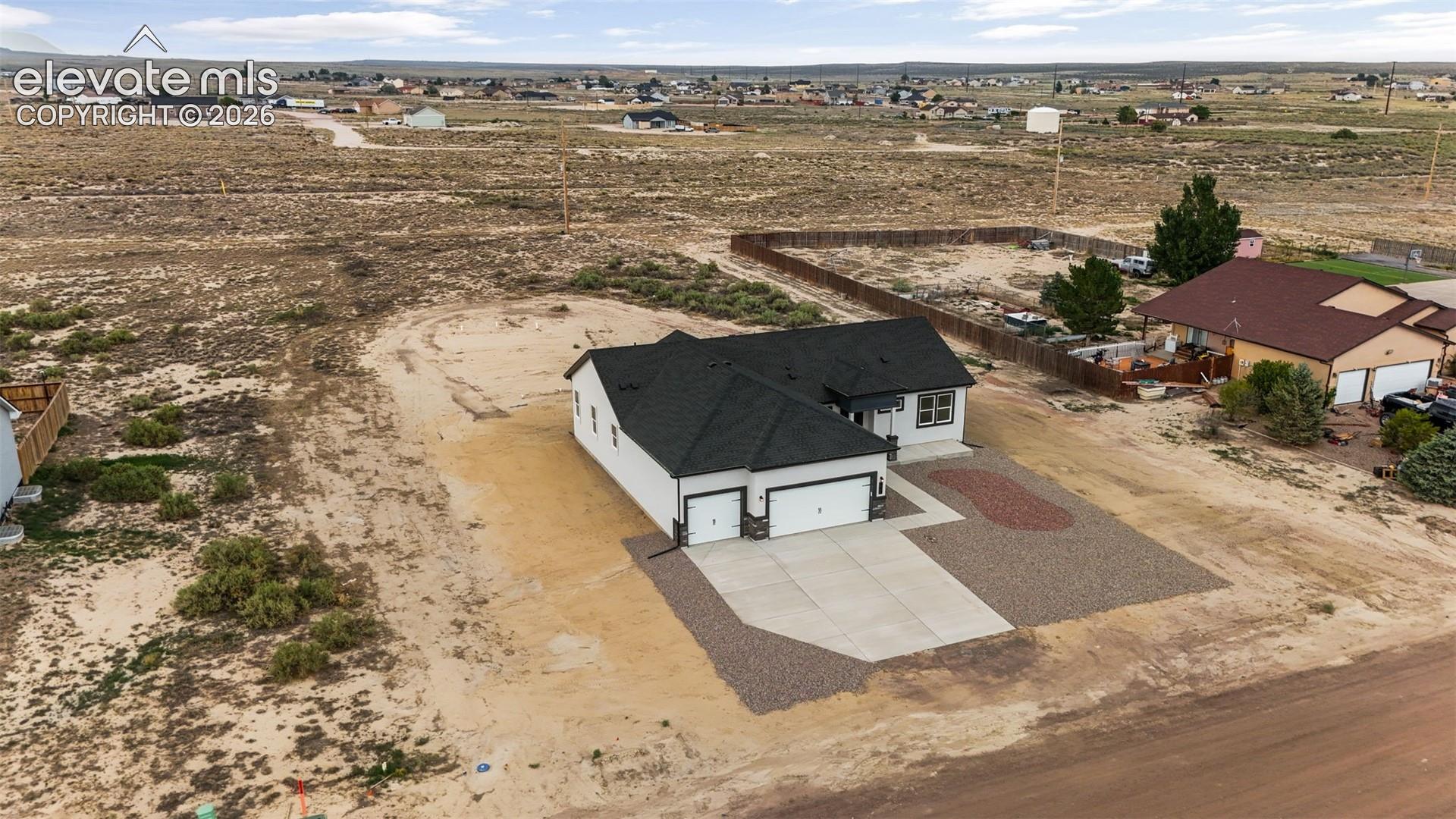 Photo 39 of 943 E Moonbeam Drive, Pueblo West