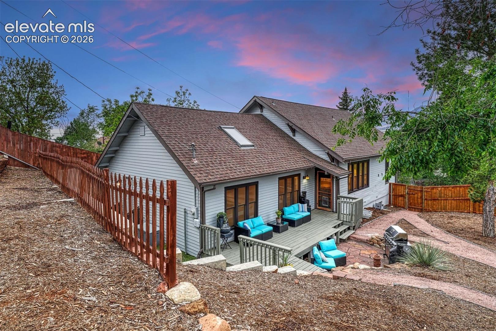 728 Kiowa St, Colorado Springs, CO 80905
