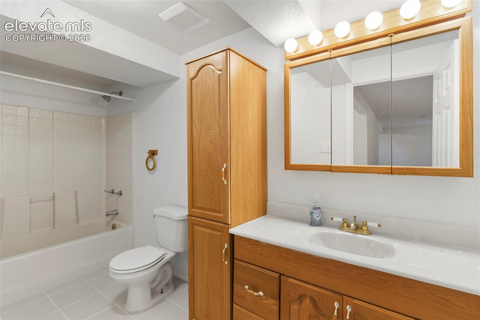 Full basement bath