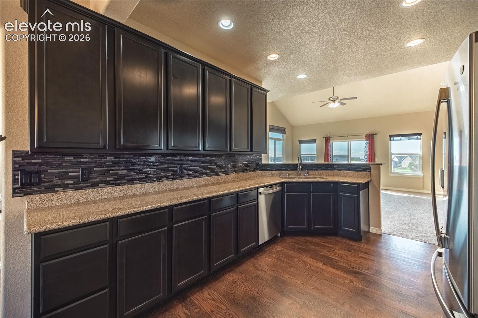 Photo 6 of 10234 Mt Lincoln Drive, Peyton