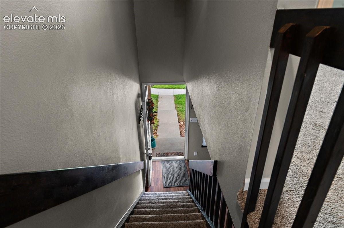 Photo 16 of 6848 Ravencrest Drive, Colorado Springs