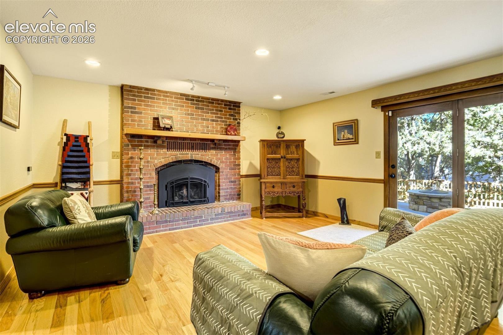 Photo 18 of 1132 War Eagle Court, Colorado Springs