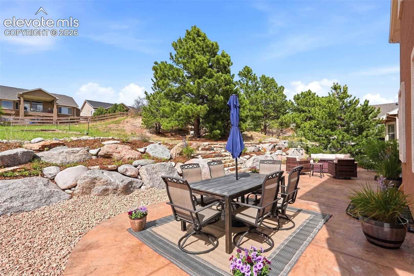 233 Coyote Willow Dr, Colorado Springs, CO 80921