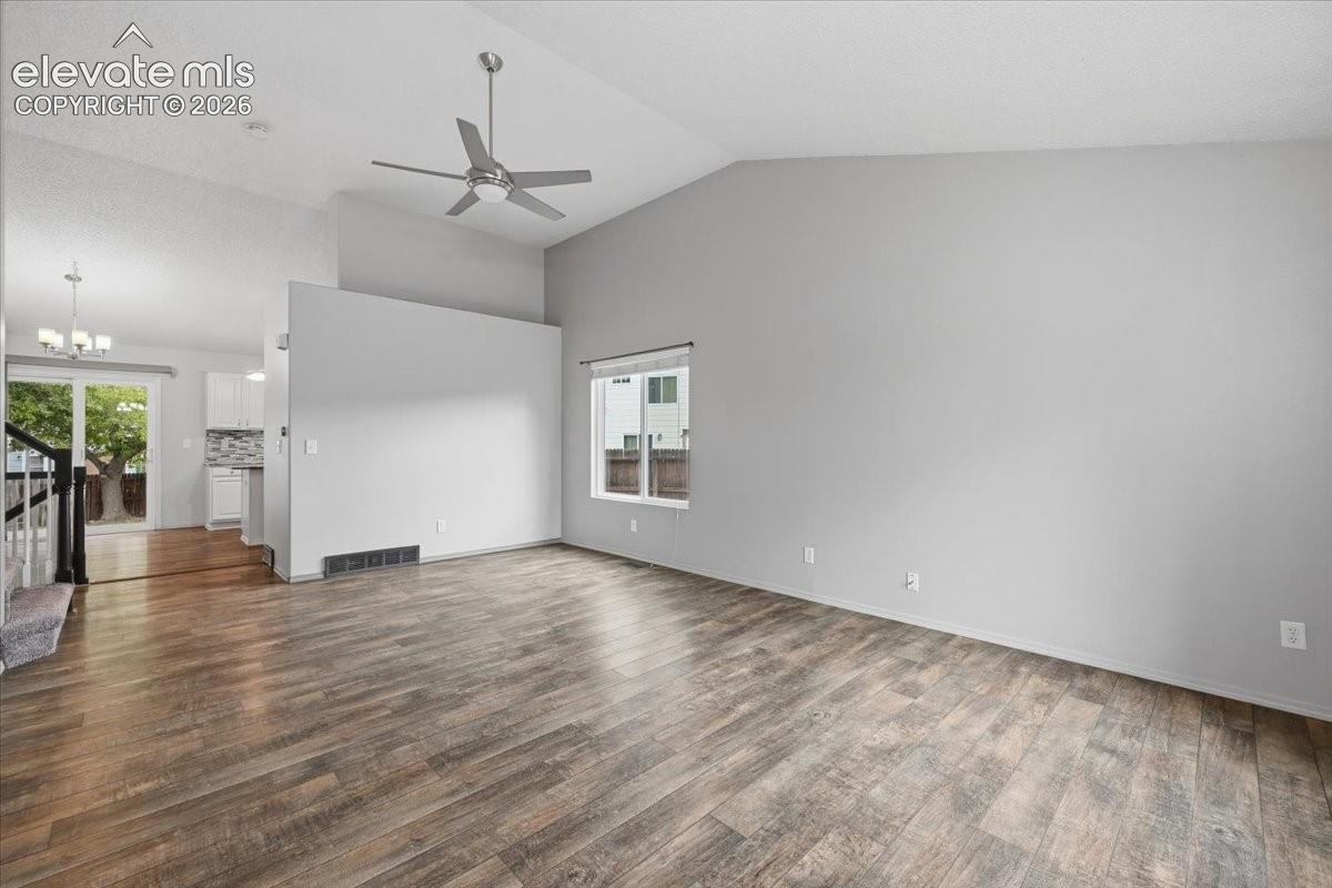 Photo 15 of 690 Snowpeak Court, Colorado Springs