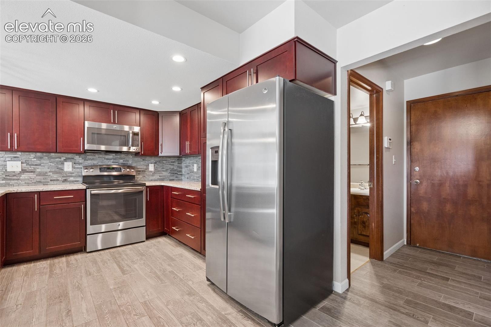 Photo 10 of 76 Woodbridge Drive, Colorado Springs