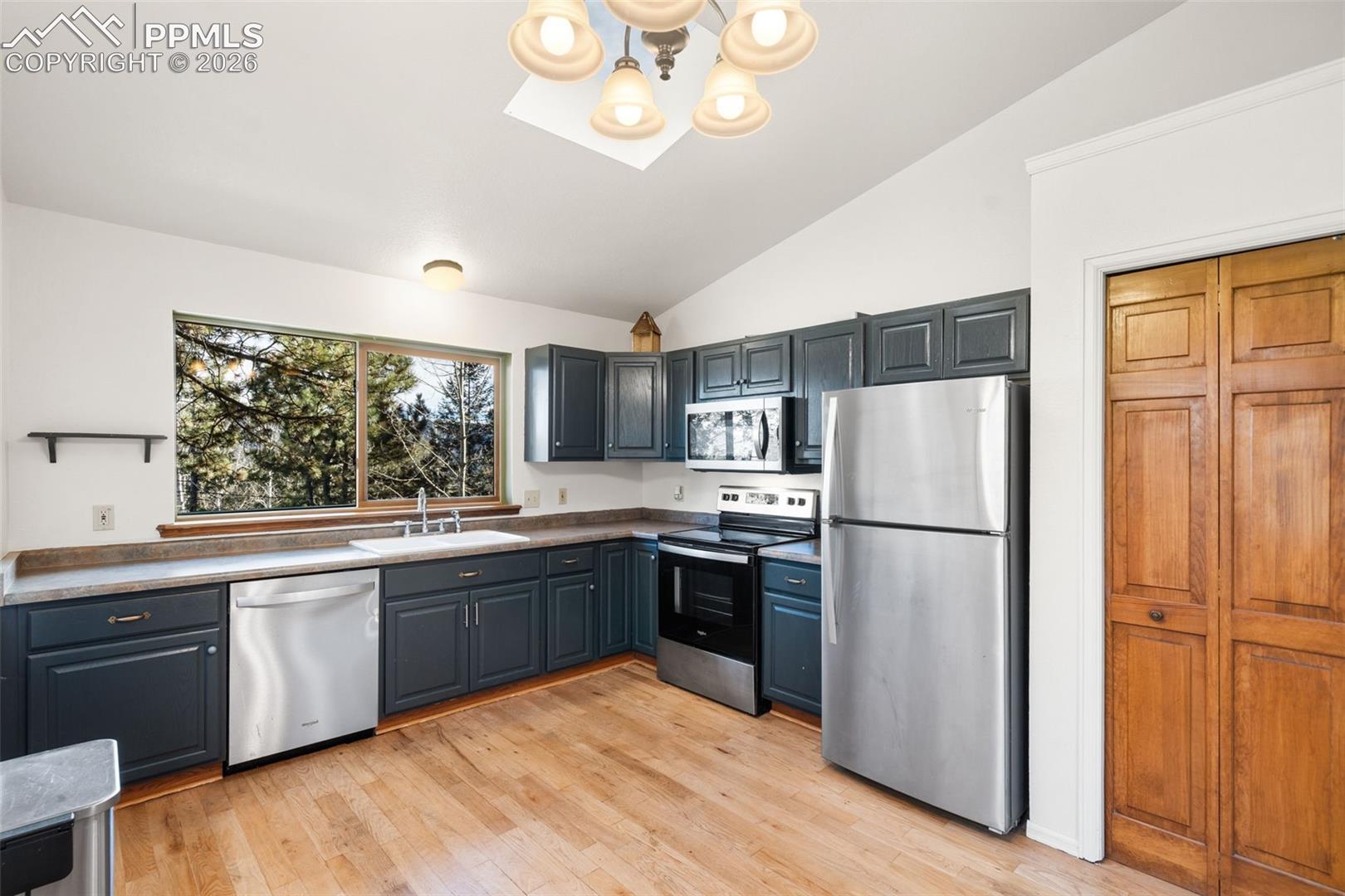 Photo 12 of 464 Evergreen Court, Woodland Park