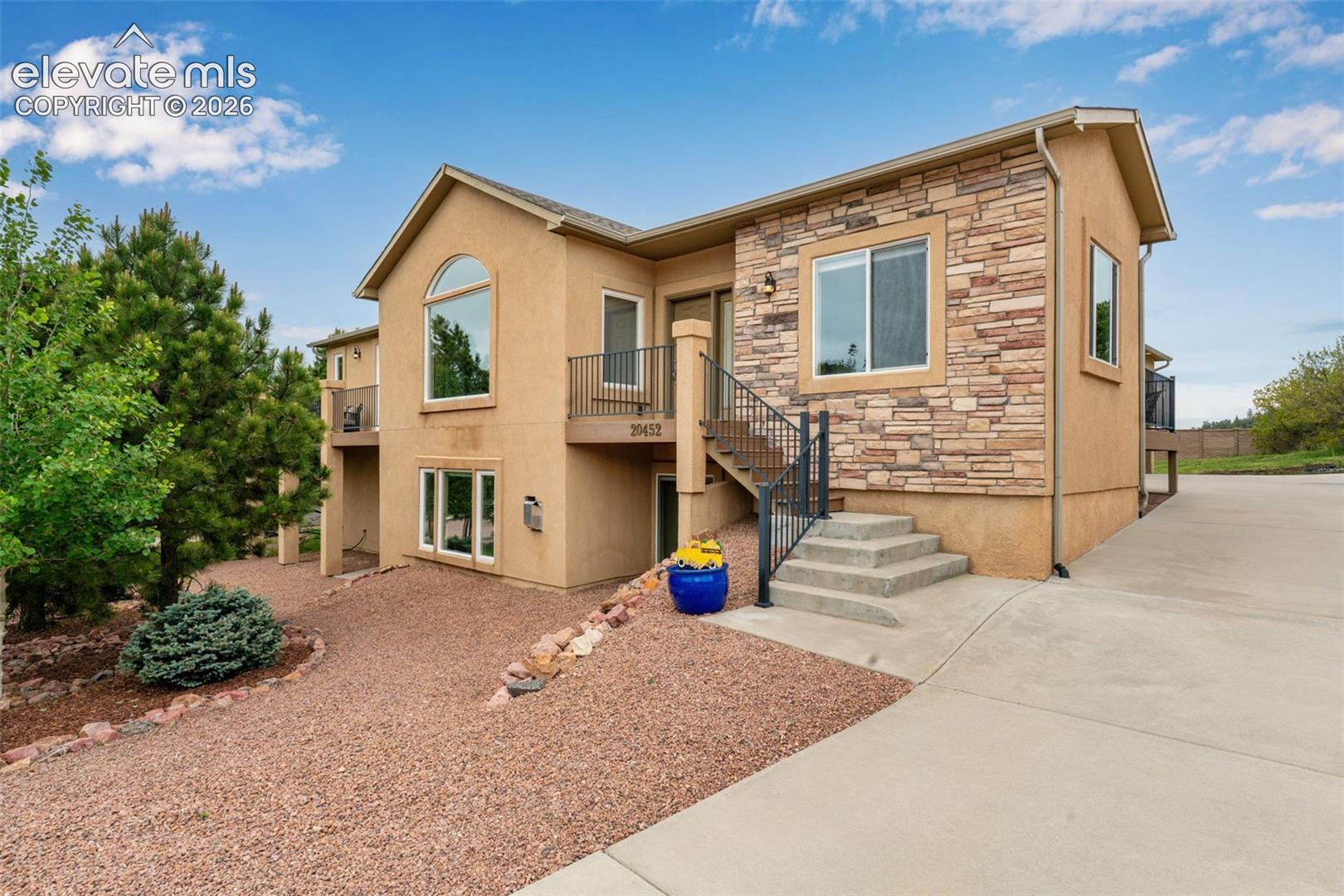 20452 Kenneth Lainer Dr, Monument, CO 80132