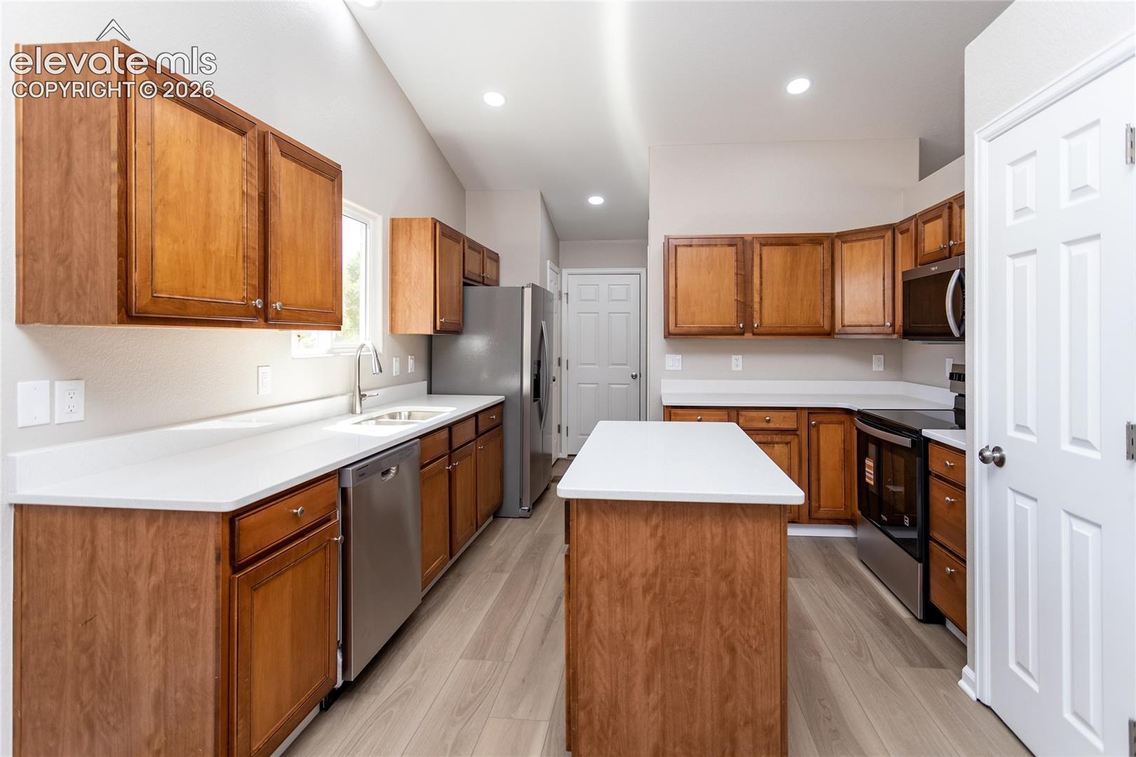 Beautiful almost totally new kitchen!