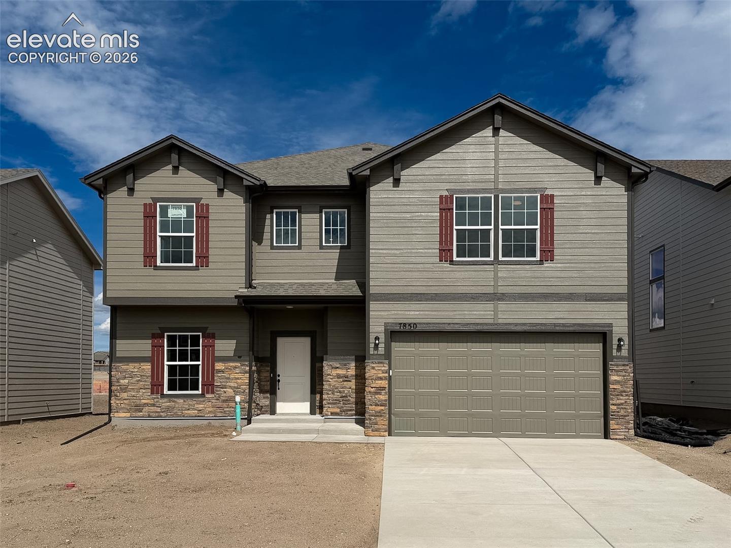 7850 Moore Drive — photo 1